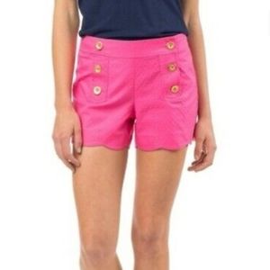 Southern tide scallop shorts.